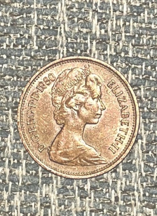 楽天市場】非常に珍しい「ニュー ペンス」1980 エリザベス 2 世の 2