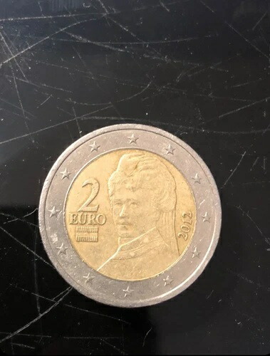 ベルタ・フォン・ズットナーの希少な 2002 年オーストリア 2 ユーロ コイン。