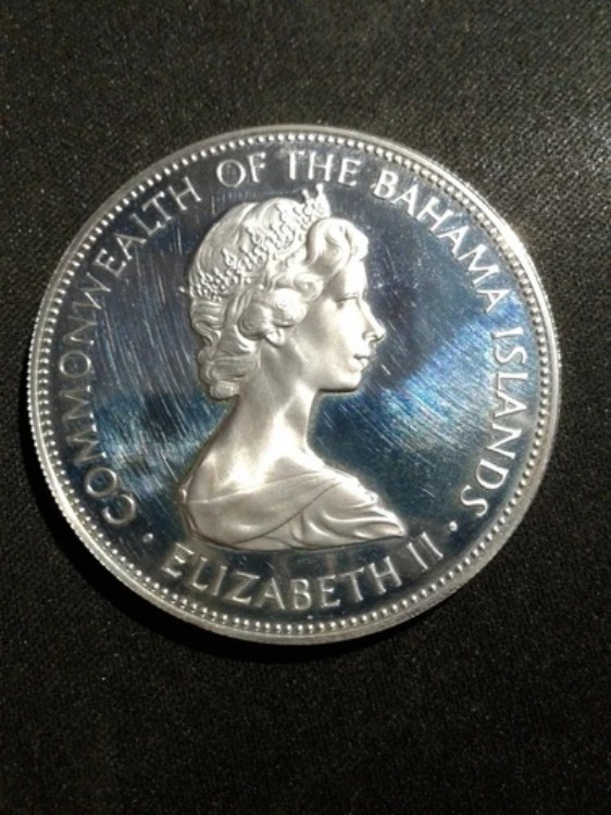 1972年 バハマ 巨大 海賊撃退 モットー 純正銀貨 5ドル