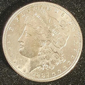 1897年 P BU モルガン銀貨、未開封ロール下部、発行枚数2,822,000枚。T5114