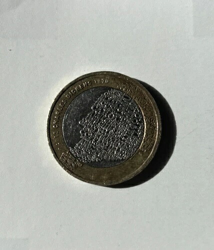 非常に希少なチャールズ・ディケンズ 1812-1870 2ポンド硬貨（2012年、鋳造ミスあり）