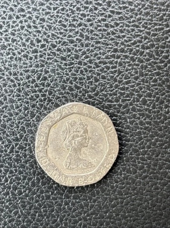 楽天市場】イギリス貨幣 大型コイン 5シリング エリザベス二世 1960年