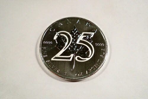 楽天市場】2013年 日本・カンボジア友好60周年 3000リエル 記念