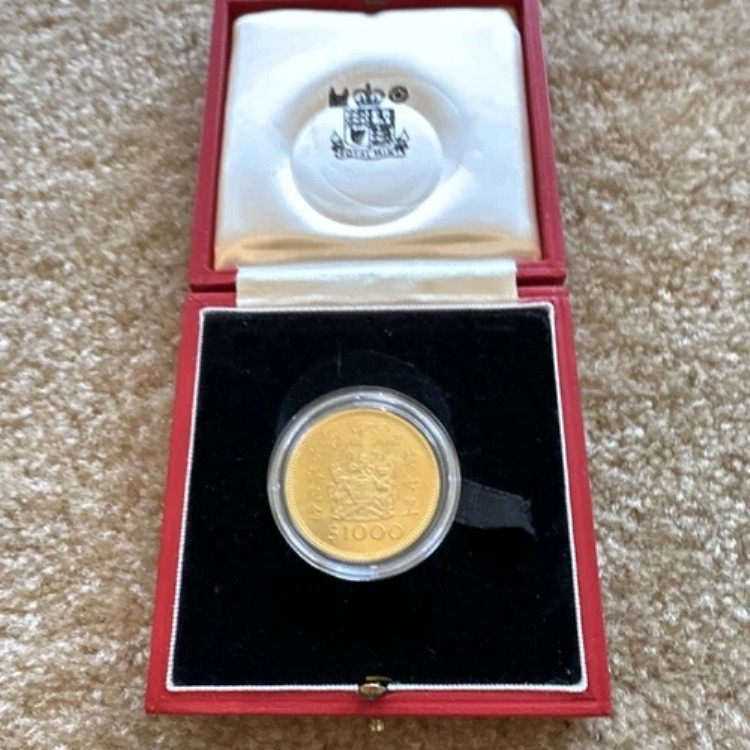 1975年 香港 プルーフ金貨 1000ドル QE II ロイヤルビジット 0.4708オンス 5000ポンド 箱入り COAなし|WORLD RESOURCE【KING店】
