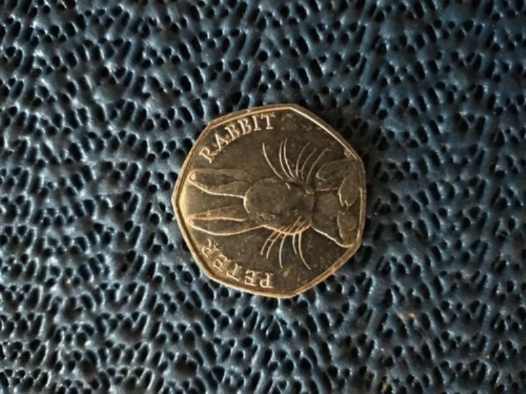 ピーターラビット ビアトリクス・ポター 希少50ペンス硬貨 2016年