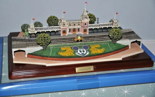 「レア」新ディズニー ディズニーランド駅電車ミニチュア メインストリート オルゼフスキー