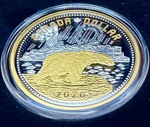 北極圏140周年記念硬貨 - 発行枚数：2,500枚（2020年） 256,905円