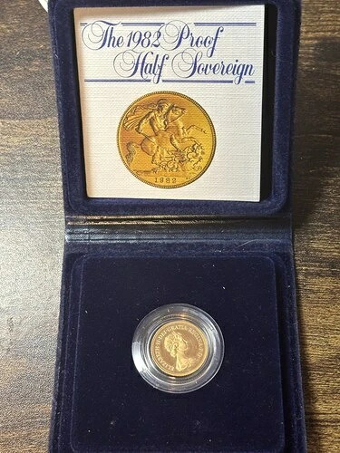 1982 プルーフ ハーフ ソブリン、OGP + COA 付き