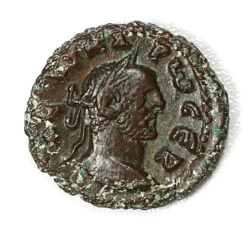 Divus Carus AE Tetradrachm Alexandria mint 283-4 AD、照明付き祭壇 rx。 *