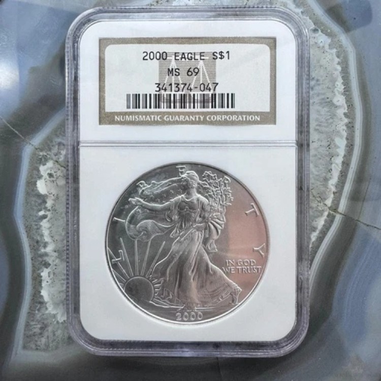 2000年 米国 1.0オンス 999 純銀 アメリカンシルバーイーグル NGC MS69 #341374-047EX