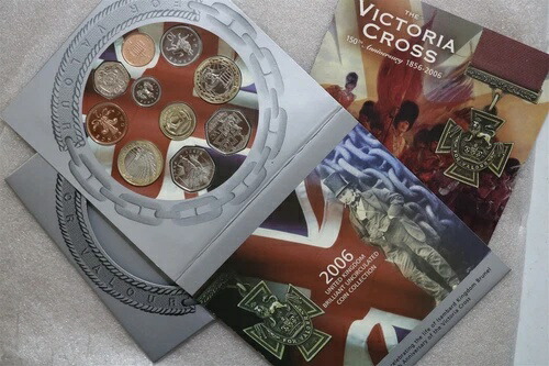 ?? ???? 英国 GB 2006 ミントセット（2ポンド硬貨2枚付き） B73 #122 58,080円