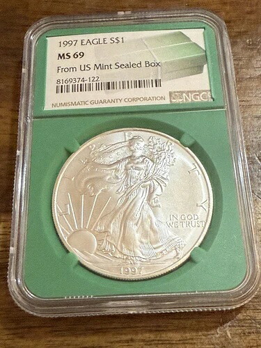 1997年 アメリカン シルバー イーグル NGC MS69 - グリーン コア 米国造幣局 未開封ボックス入り 58,080円