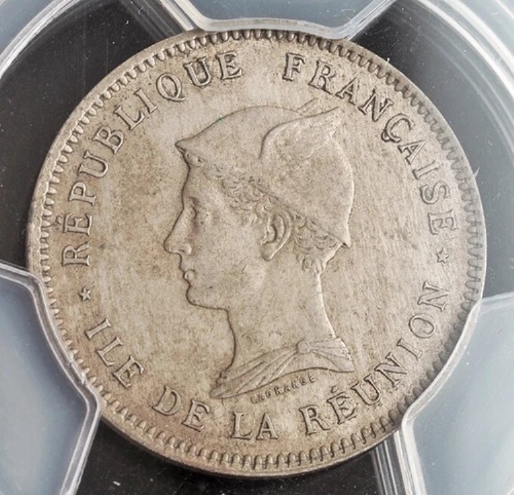 1896年、レユニオン(フランス海外県)。銅ニッケル・フラン硬貨。PCGS AU58!