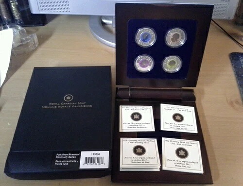 カナダ 2011 & 2012 RCM フルムーン 5 ドル銀貨とニオブ貨幣 4 枚セット（ディスプレイボックス入り）