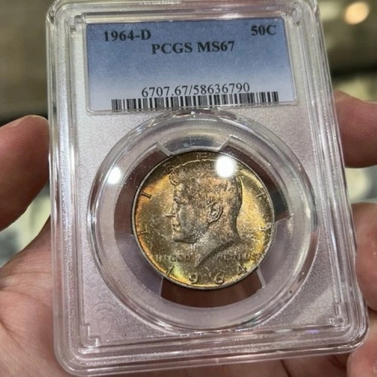 1964-D ケネディ ハーフ ドル、PCGS MS67、表面はグリーン/オレンジ色！