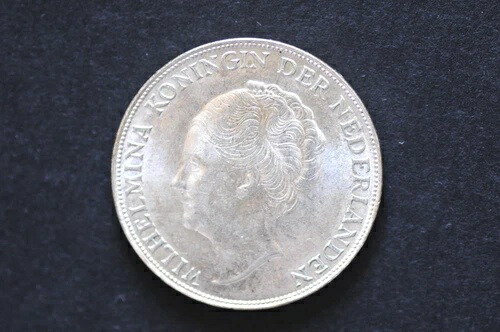 楽天市場】オランダ領 インド貨幣 1ギルダー 年代ランダム VF