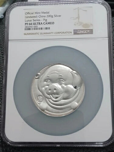 中国（日付なし）公式造幣局メダル 200g 銀貨。ルナシリーズ - 豚 PF66 UC レア。