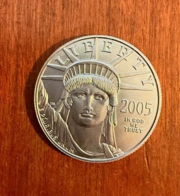 米国 2005年-(W) 50ドル リバティ プラチナ ハーフイーグル コイン 1/2オンス 宝石付き 未流通|WORLD RESOURCE【KING店】