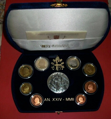 バチカン 2002 セットプルーフ コイン 8 枚 + メダル ヨハネ・パウロ 2 世 (1978 - 2005)