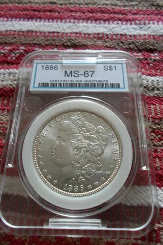驚くほど白い1886年モルガン銀貨