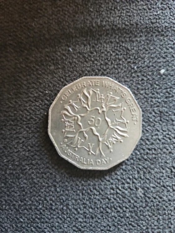 2010年 50セント硬貨 未流通 - オーストラリアデー記念 - エリザベス2世記念 元ロール｜WORLD RESOURCE【KING店】