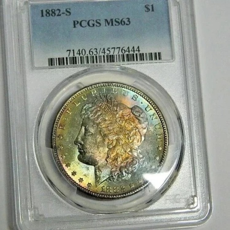 1882-S 1ドルモルガン銀貨 - レインボートーン - PCGS MS63 -