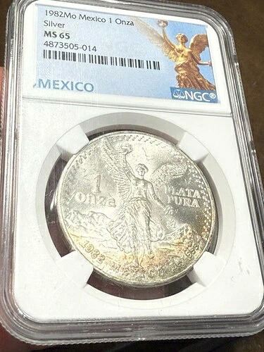 1982 メキシコ 1 オンス トーン シルバー リベルタ オンザ NGC