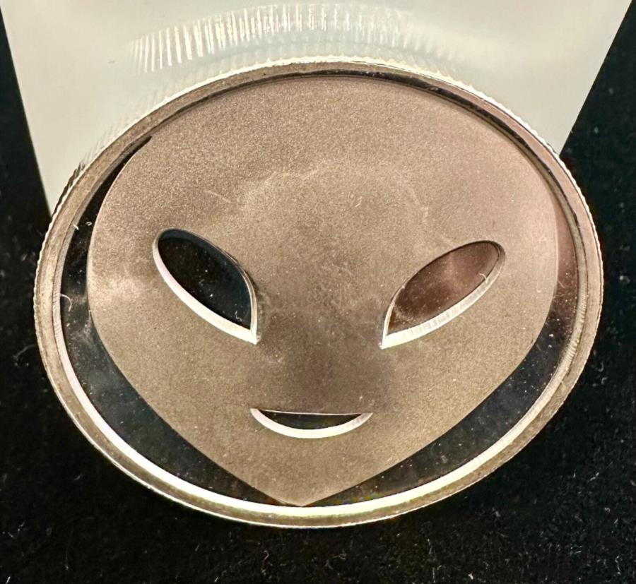 【楽天市場】【極美品/品質保証書付】 アンティークコイン モダンコイン [送料無料] 1オズ絵文字エイリアン.999新シリーズのファイン