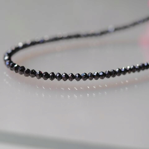 ブラックダイヤモンド　ネックレス　Ｋ１８ＷＧ