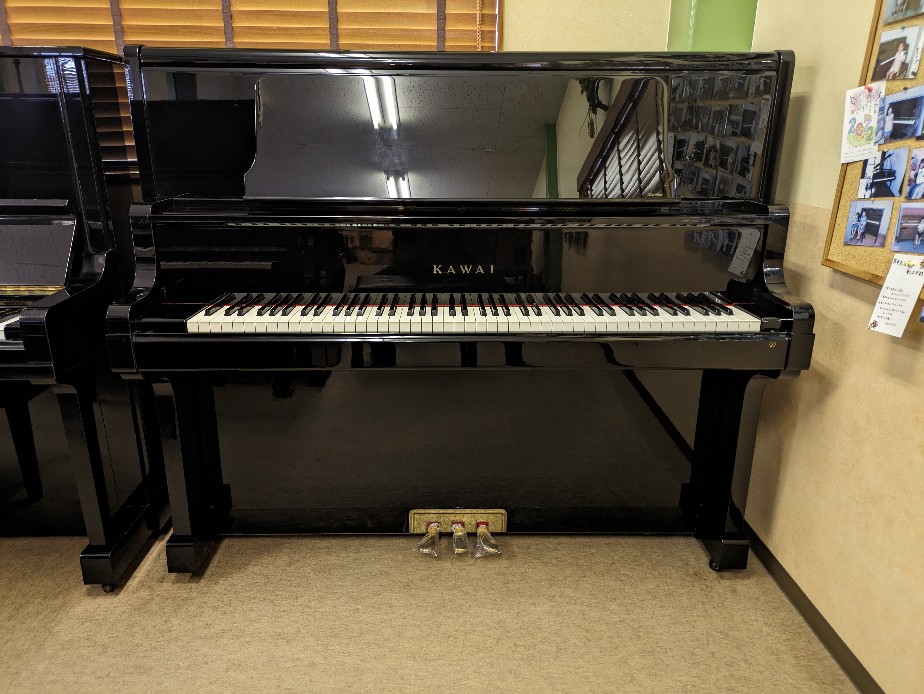 KAWAI アップライトピアノ　88鍵　黒　カワイ ピアノ 株式会社ピアノプラザ | KAWAI K-200