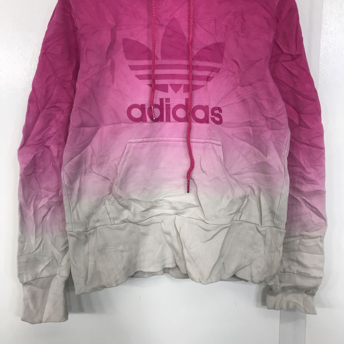 楽天市場 Adidas スウェットパーカー サイズ表記38 アディダス トレフォイル ピンクグラデーション プルオーバー T2101 3802 古着屋den