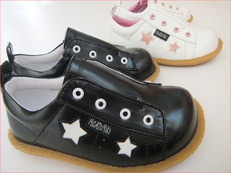 Misatomiki みさとみき スター スリッポン 脱ぎ履きしやすい は通園 通学に最適 男の子 も 女の子 問わずに履ける かわいいスリッポン 安い それに目立つ