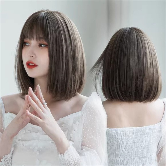 ウィッグ レディース フルウィッグ ショート ストレート ぱっつん前髪 前髪あり 可愛い かわいい 大人用 コスプレ ロリータ ゴスロリ コスチューム 原宿風 仮装 超自然 かつら wig Lolita 小顔 文化祭 イベント 学園祭 ハロウィン c6sa