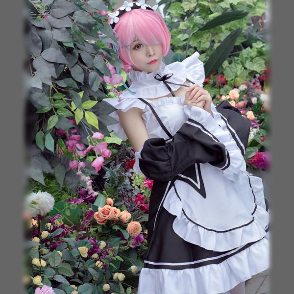 おなご コスプレ 衣類 狭衣 前掛け メイドお召 アニメ ラノベ キャラ へんちくりん地球生きて行く メイド食堂 アキバ ゴスロリ ロリータ 偶像 萌え パフォーマンス ユニホーム 遊宴 異世界生活 大人気キャラ惰性メイド服コスチューム S M L 2l サイズ フリー堰堤 セール