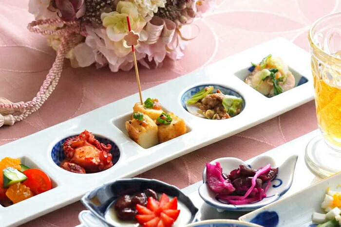 楽天市場】五つ 仕切り プレート皿【有田焼（染付） 染付五柄文様 五品