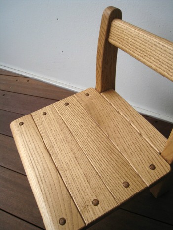 【楽天市場】キッズチェア 木製 子供用椅子 日本製 国産家具 天然木 栗無垢 木製キッズチェア 子供イス 子ども椅子 名入れ 名前入れ 子供
