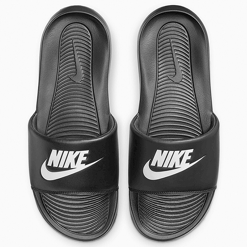 Nike フラワープリント スライドサンダル NIKE公式】ナイキ ビクトリー ワン ウィメンズ プリント