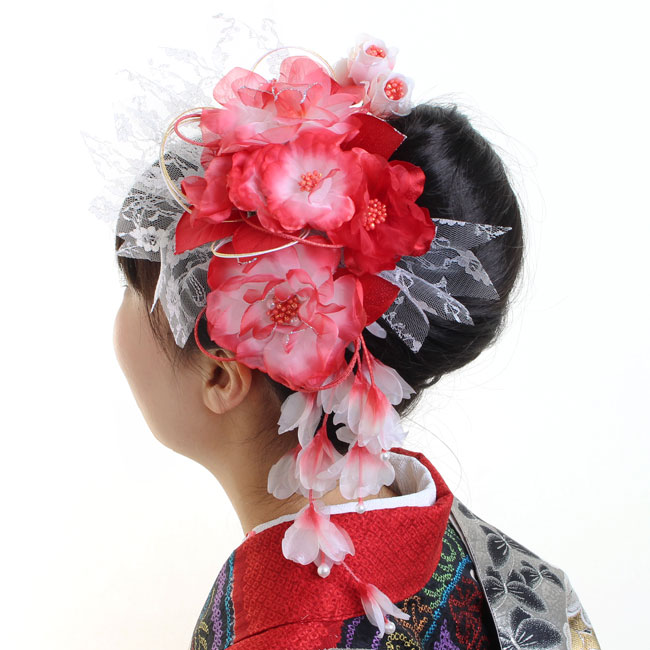【箱潰れ】大きな髪飾り2点セット　花の大きさ約14.5×17cm　ド派手　ドデカ　大きい　和装　成人式　振袖　結婚式　ウエディング　ドレス　バラエティフォーフラワーブーケ　ビックレース飾り付〈赤〉 4,455円
