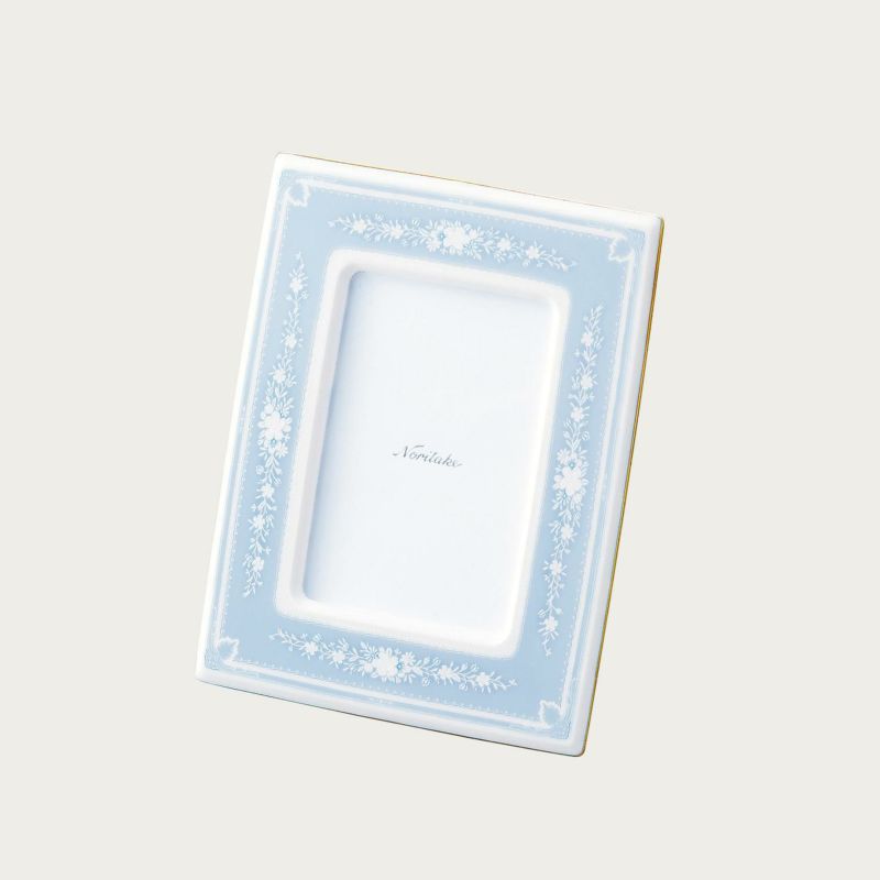 ❤️ ☆新品☆ノリタケ ホワイトレース フォトフレーム Y93581/N