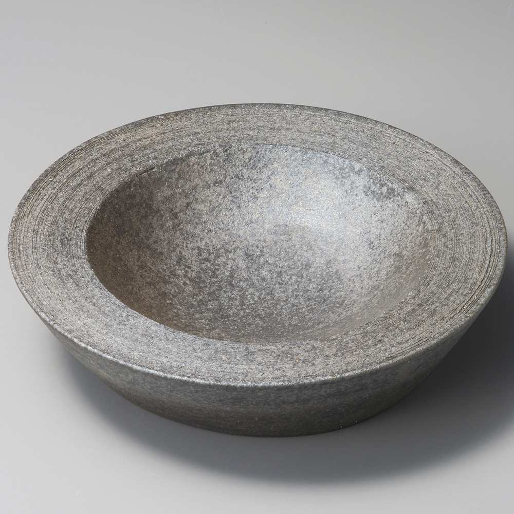 黒窯変８.０台皿 メ176-019 ときわ 第29集 11,295円