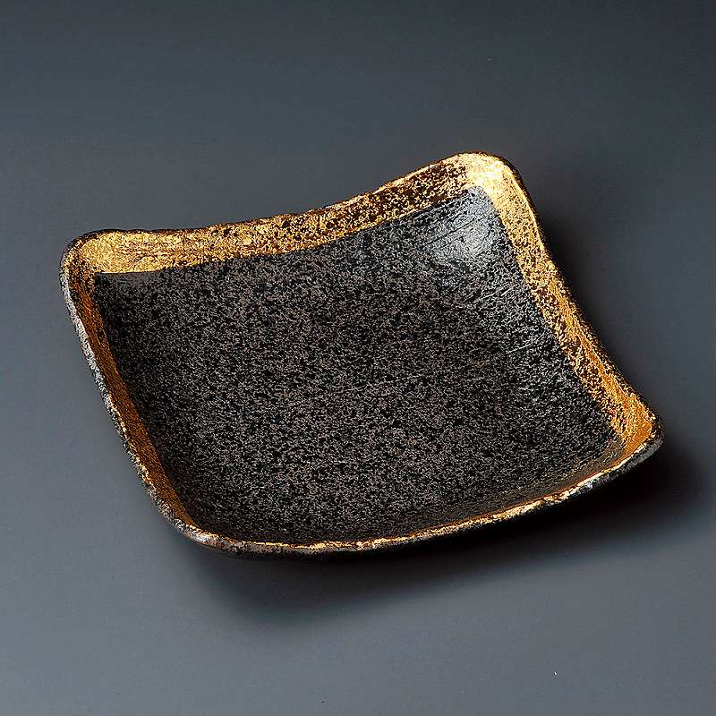 陶里 第31集 黒ちらし渕金巻10.0正角皿 35606-461 食器-その他