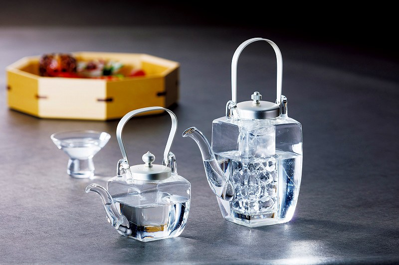 楽天市場】ミニ 角 ちろり 銀ソフト 155-SLF 260ml 日本酒 耐熱ガラス