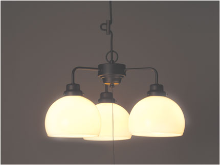 後藤照明　レトロ照明　引掛シーリング式ペンダント　鉄鉢・３灯用ＣＰ型ＢＫ　黒塗装　口金Ｅ２６　６０Ｗホワイトシリカ球付　GLF-3257 ※受注生産品｜わがと照明