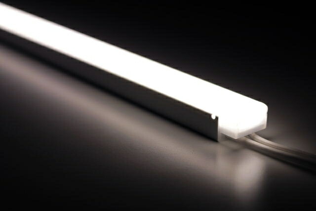ＴＥＳ ＬＩＧＨＴＩＮＧ コネクタ式間接照明 tiffa(ティファ) TTLシリーズ 明るさ10％タイプ 400タイプ 全長385mm 0.5W 35lm 本体:白色(ホワイト) 昼白色 5000K TTL-040-50 ※受注生産品