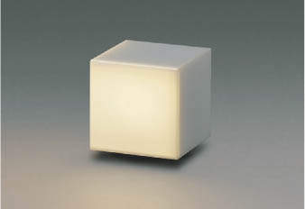 ＫＯＩＺＵＭＩ　ＬＥＤ防雨型スタンドライト　白熱球４０Ｗ相当　(ランプ付)　電球色　２７００Ｋ　AU47869L+AE47878E｜わがと照明