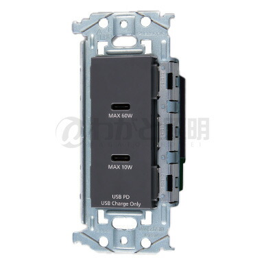 Panasonic　WTL1488B Amazon.co.jp: パナソニック (Panasonic) 埋込充電用USB