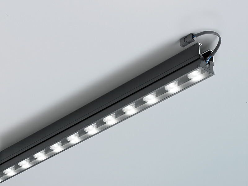 ＤＮライティング　LED照明器具　屋内用高照度ウォールウォッシャーモジュール　LINE WASHシリーズ LWD　ケーブルダクト付き　電源装置別売　本体850mm　昼白色　5000K　30°　キックフィルター　LWD850N-30K ※受注生産品 29,289円