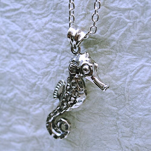 楽天市場 タツノオトシゴペンダント たつのおとしごネックレス 動物モチーフ 十二支 干支 辰 首飾り シルバーアクセサリー Silver925 女性 男性 プレゼント ギフト対応 和銀 楽天市場店