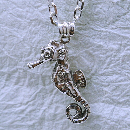 楽天市場 タツノオトシゴペンダント たつのおとしごネックレス 動物モチーフ 十二支 干支 辰 首飾り シルバーアクセサリー Silver925 女性 男性 プレゼント ギフト対応 和銀 楽天市場店