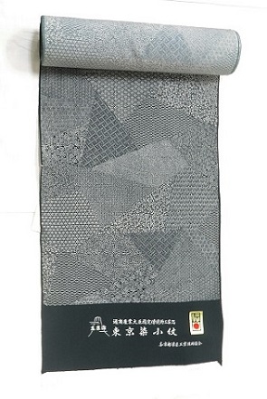 反物 正絹 小紋 着物 黒系 巾 東京染小紋 日本製 小紋反物 着物反物